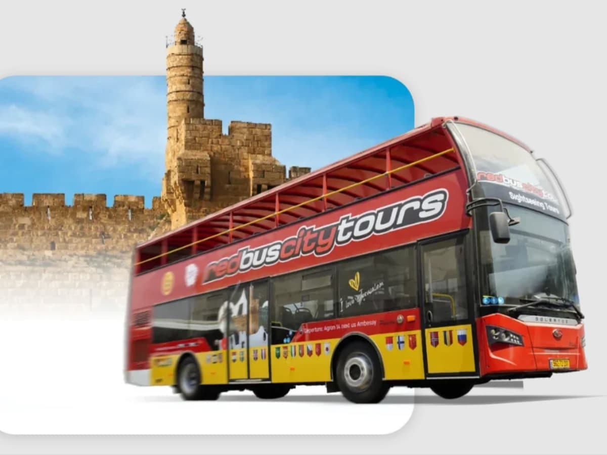 В Иерусалиме появились двухэтажные туристические автобусы HOP ON / HOP OFF