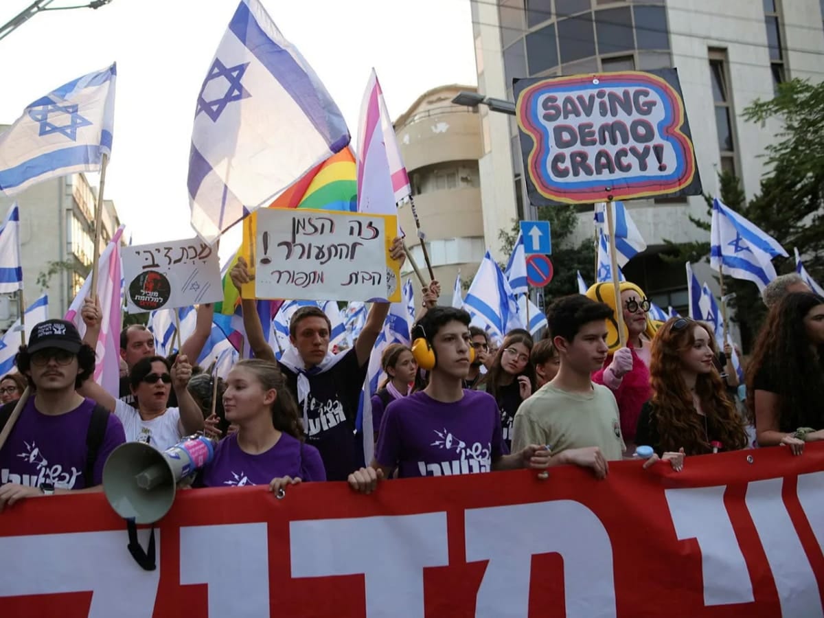 Уже 27-й раз: Акции протеста в Израиле продолжаются. На исходе субботы и план действий на следующюю неделю