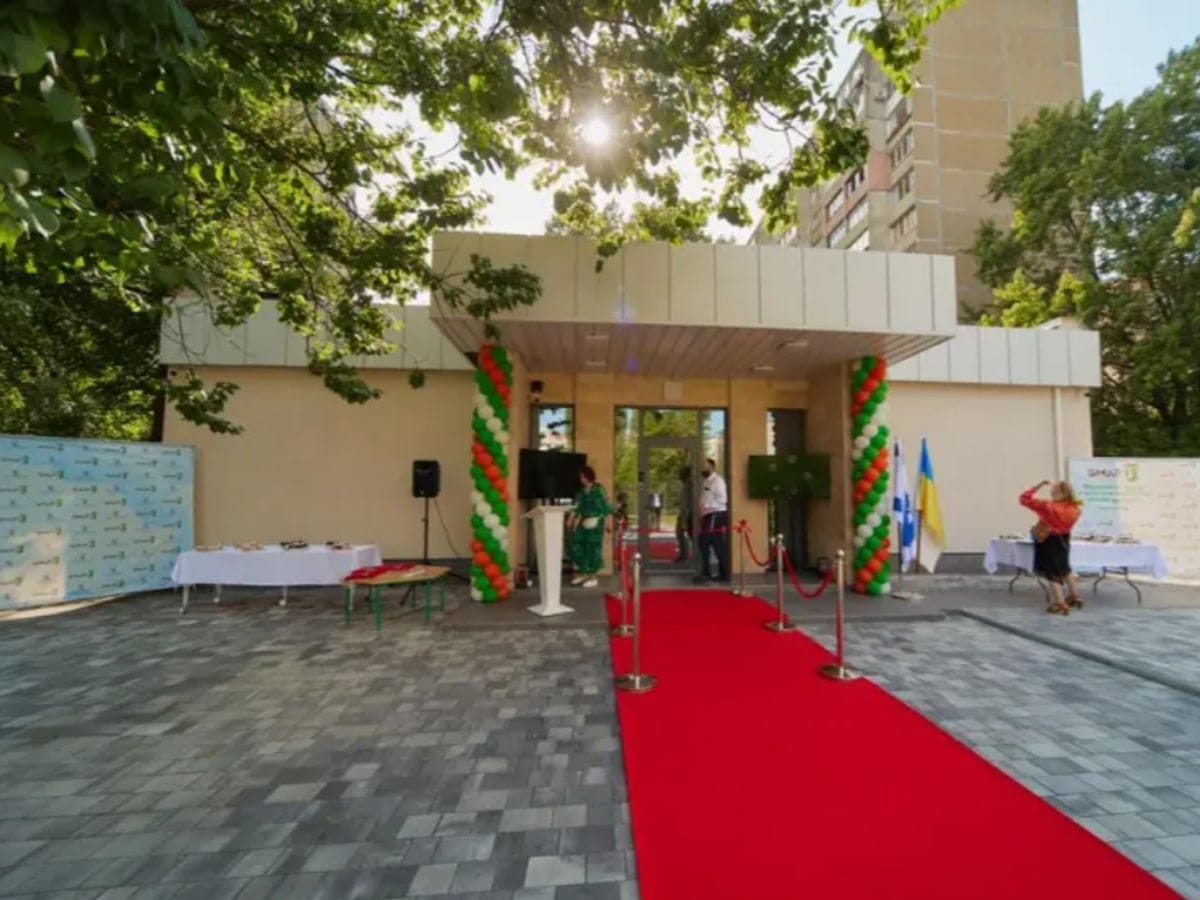 С верой в победу Украины: в условиях военного потрясения в Киеве открывается еврейский клуб - символ устойчивости и веры еврейского народа