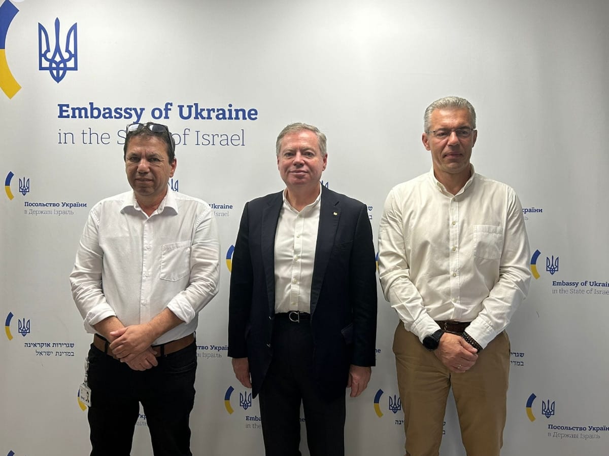 Посол Украины на встрече поблагодарил руководство израильской фармацевтической компании TEVA за уже оказанную и будущую гуманитарную помощь