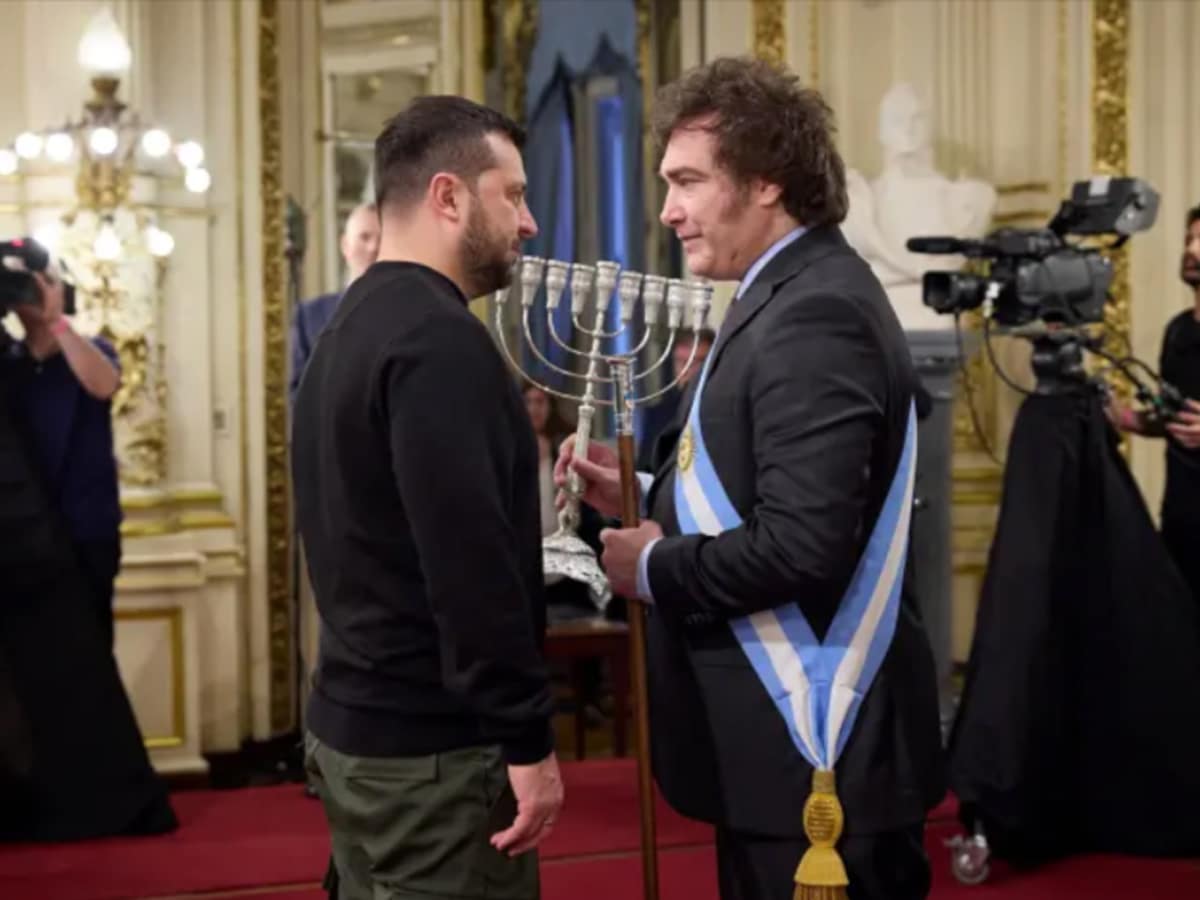 Новости Израиля Знак поддержки еврейского народа? - это подарок нового президента Аргентины Милея президенту Украины Зеленскому