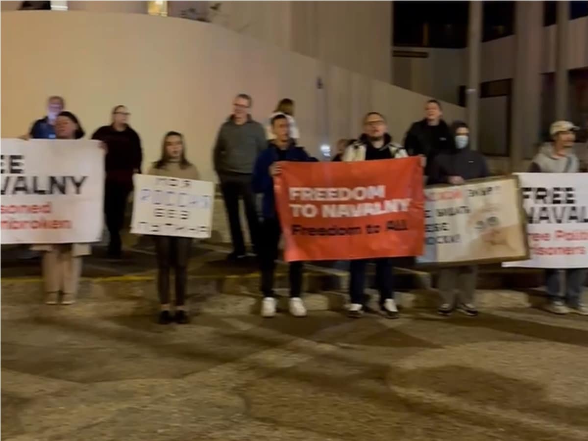 новости Израиля "путина — в Гаагу, освободить Алексея Навального и остановить российскую войну против Украины": "хорошие русские" в Израиле провели антипутинские митинги в Тель-Авиве и Хайфе
