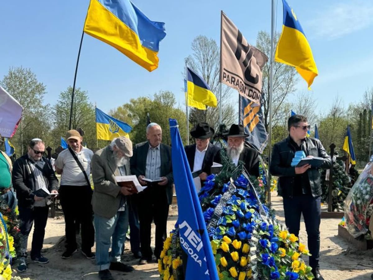 Еврейский солдат, погибший, сражаясь за Украину, был похоронен по галахическим традициям