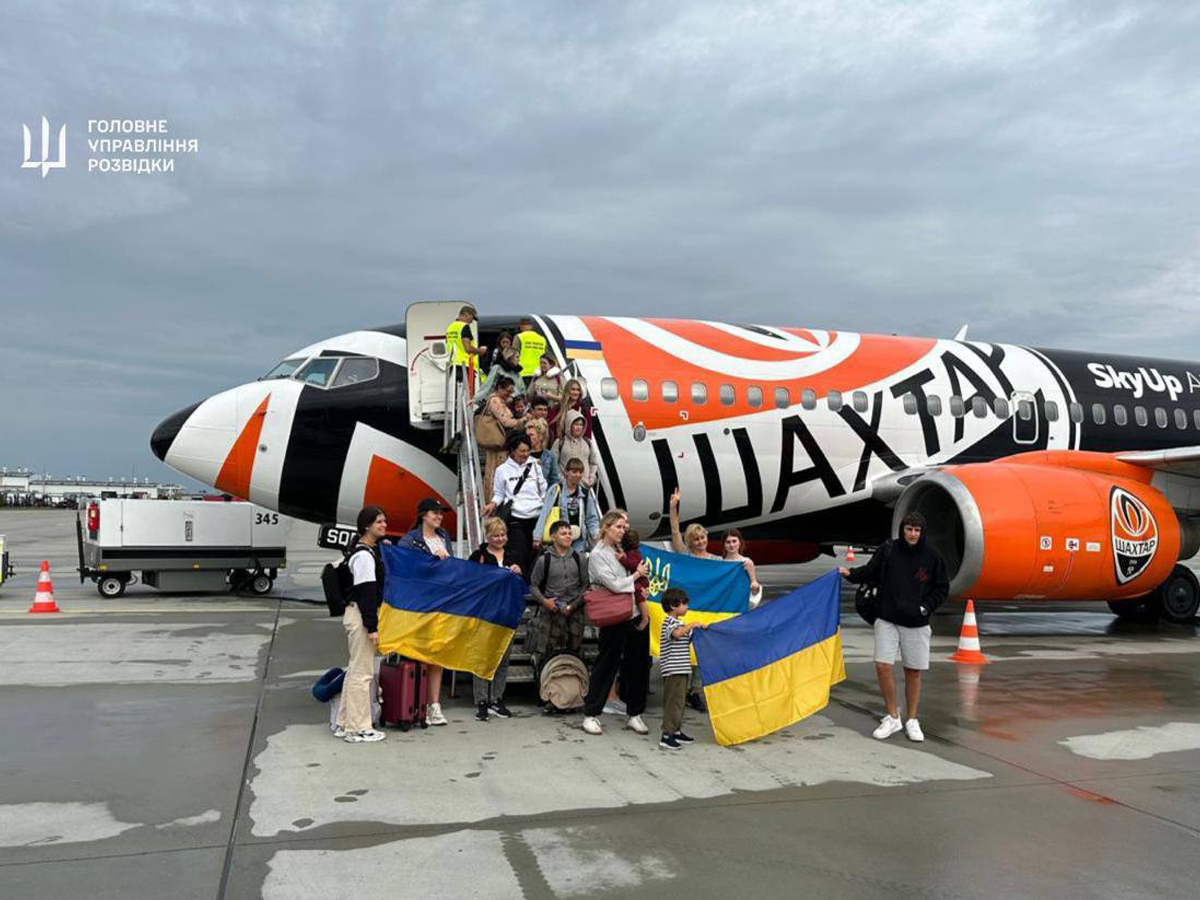 ГУР и МИД Украины эвакуировали 30 своих граждан из Ливана после обострения ситуации - видео