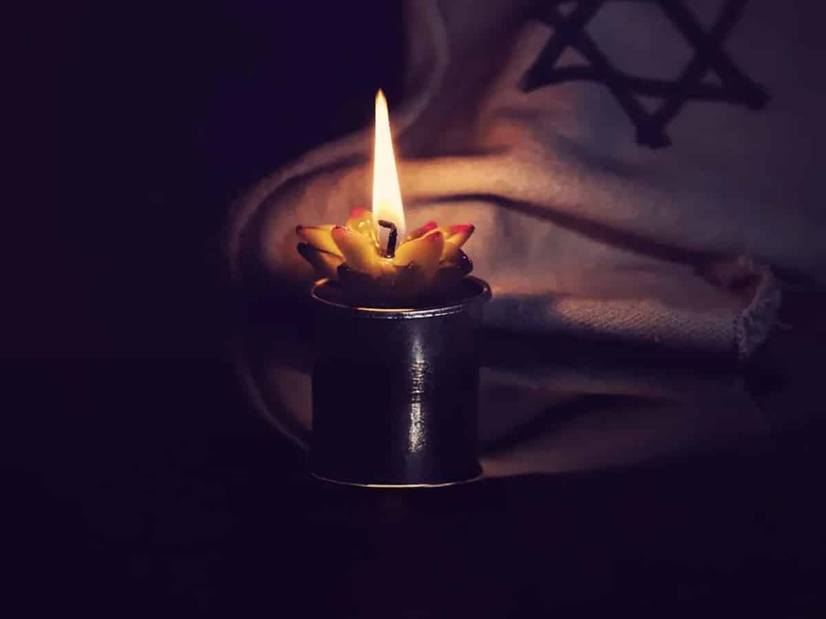 Страна замирает: Израиль останавливает всё ради памяти жертв Холокоста и героизма сопротивления НАновости новости Израиля 23 апреля 2025