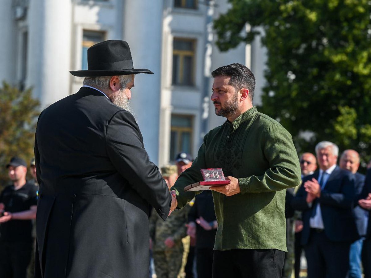 Президент Украины наградил раввина Асмана орденом «За заслуги» ІІ степени НАновости новости Израиля 16 июля 2025