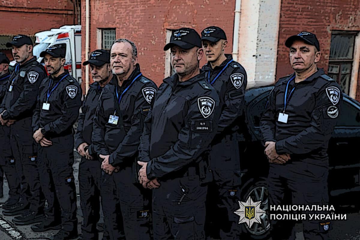 Государство Израиль прислало 10 израильских полицейских в Умань, чтобы "вместе с украинскими коллегами гарантировать порядок во время Рош ха-Шана"