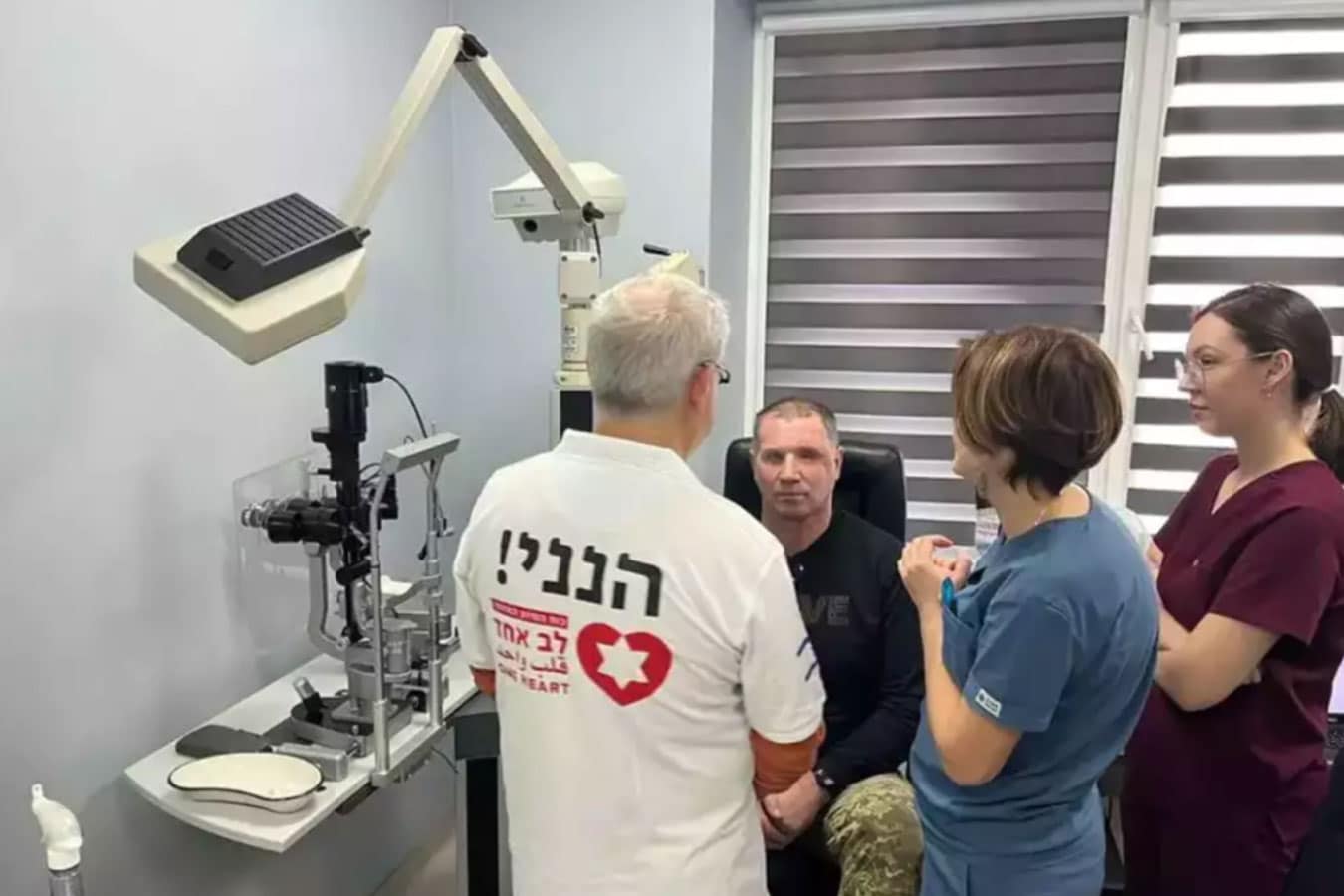 Израильские врачи во Львове разворачивают офтальмологическую миссию